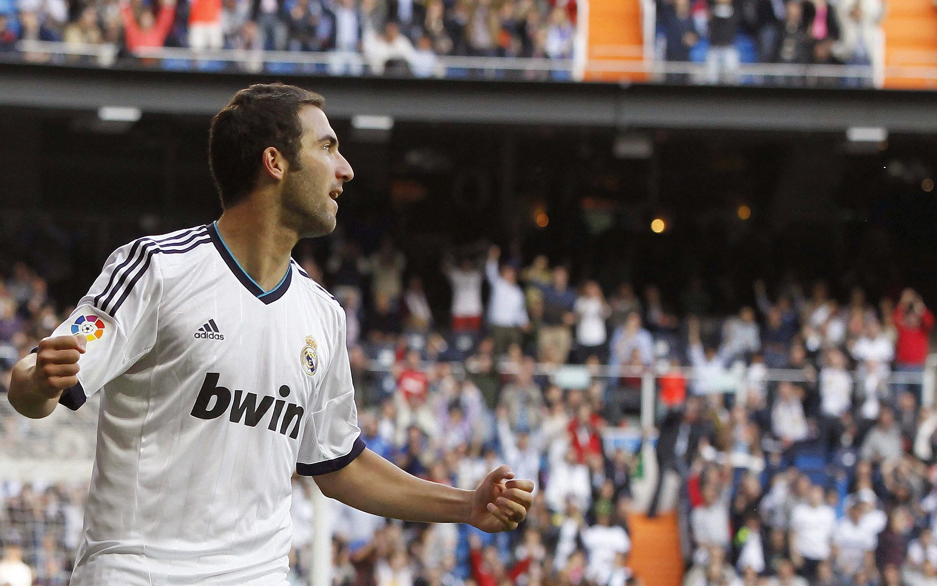 最经典的欧冠“逆转戏码”，永远难忘的瞬间，欧冠被逆转最多的球队